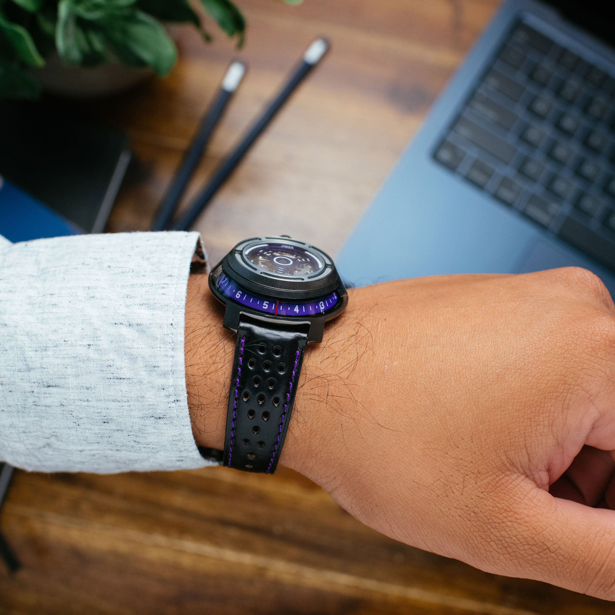 Invertor II Automatic Gunmetal Purple | Xeric.com – Xeric Watches