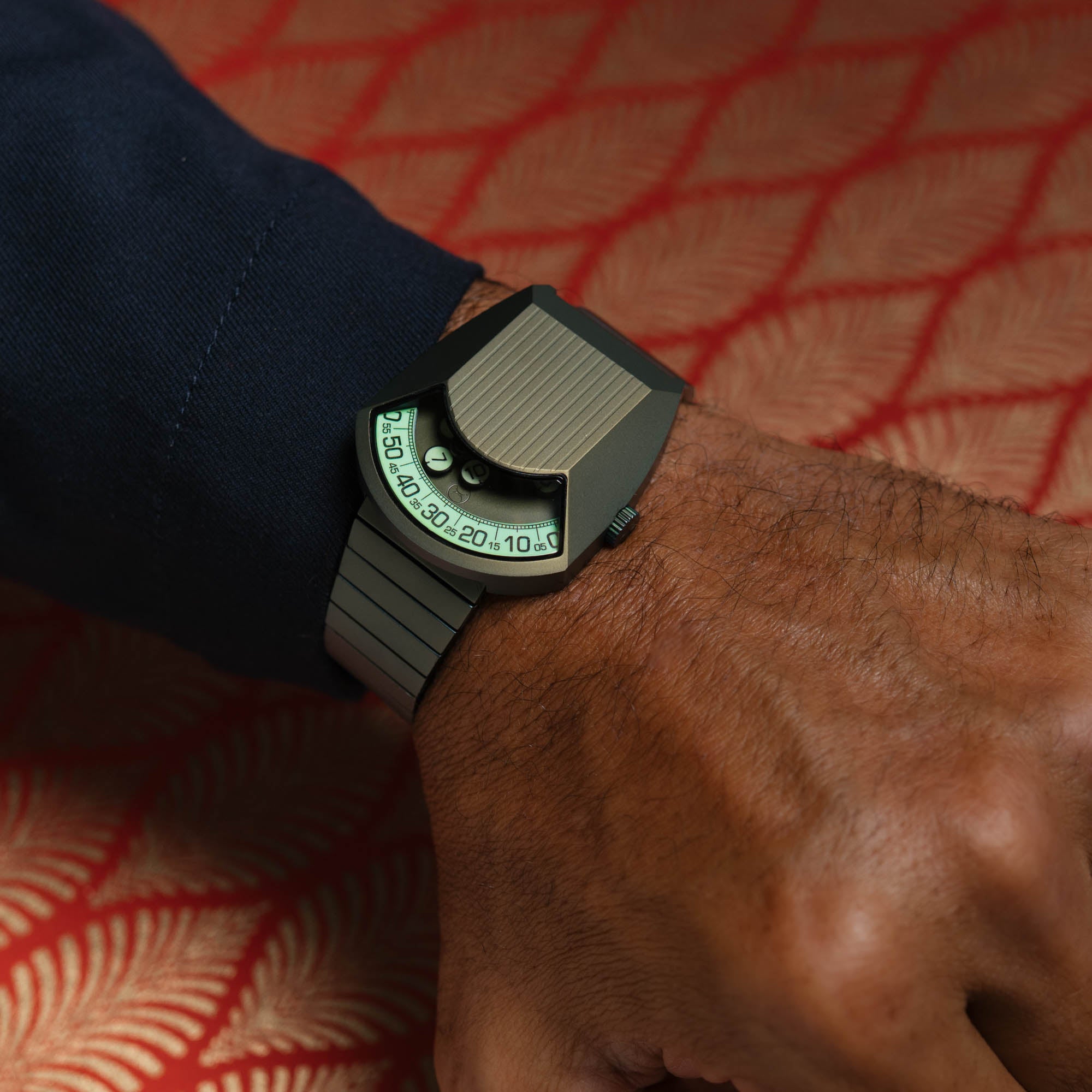 Retronaut Automatic Wandering Hour Matte Green | Xeric.com – Xeric