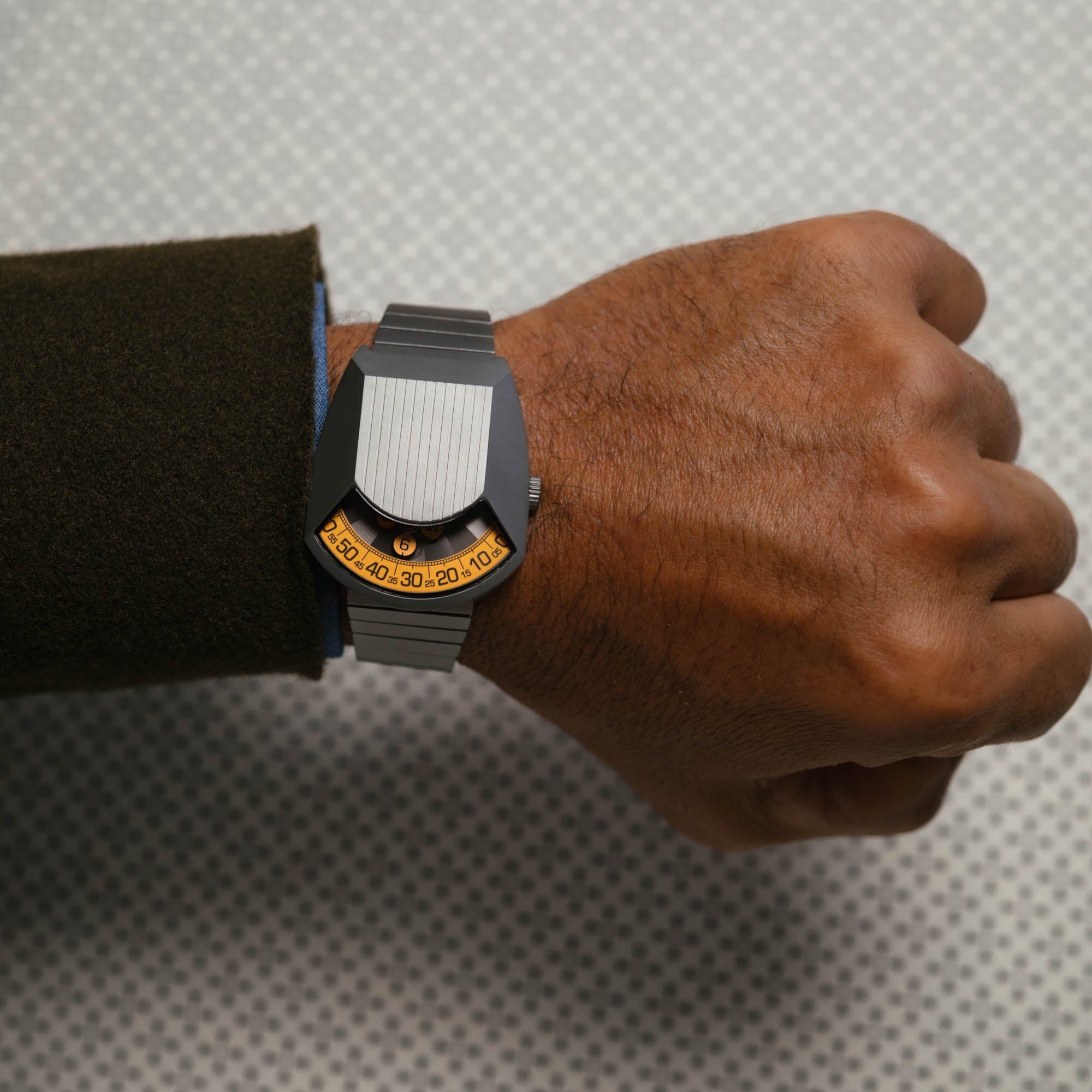 Retronaut Automatic Wandering Hour Matte Gunmetal Orange | Xeric