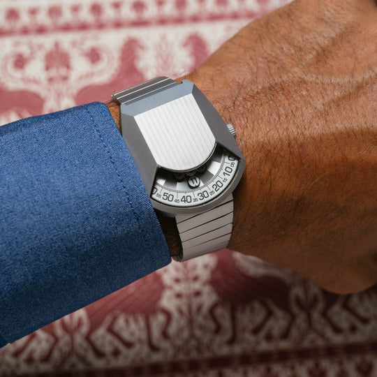 Retronaut Automatic Wandering Hour Matte Steel White