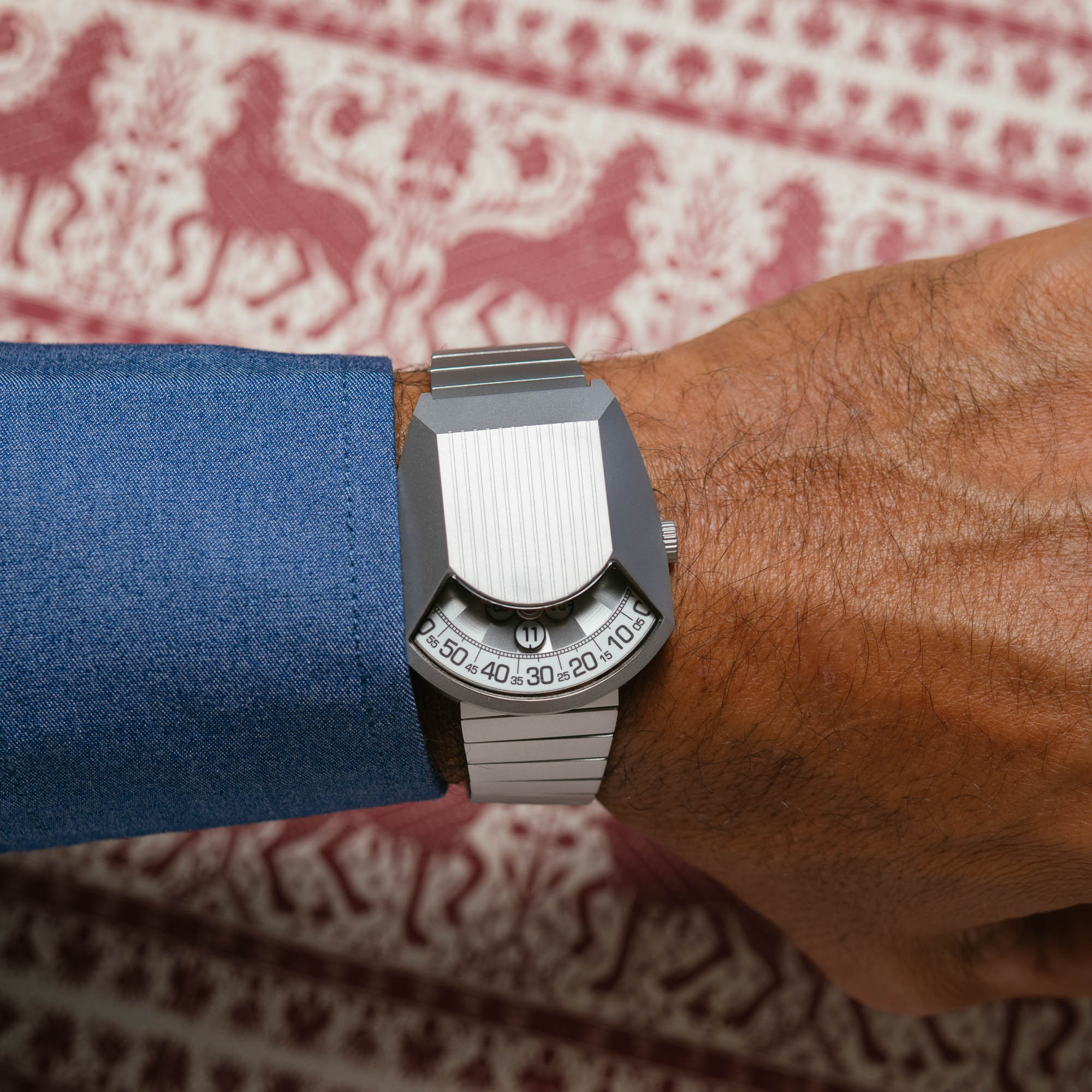 Retronaut Automatic Wandering Hour Matte Steel White | Xeric.com