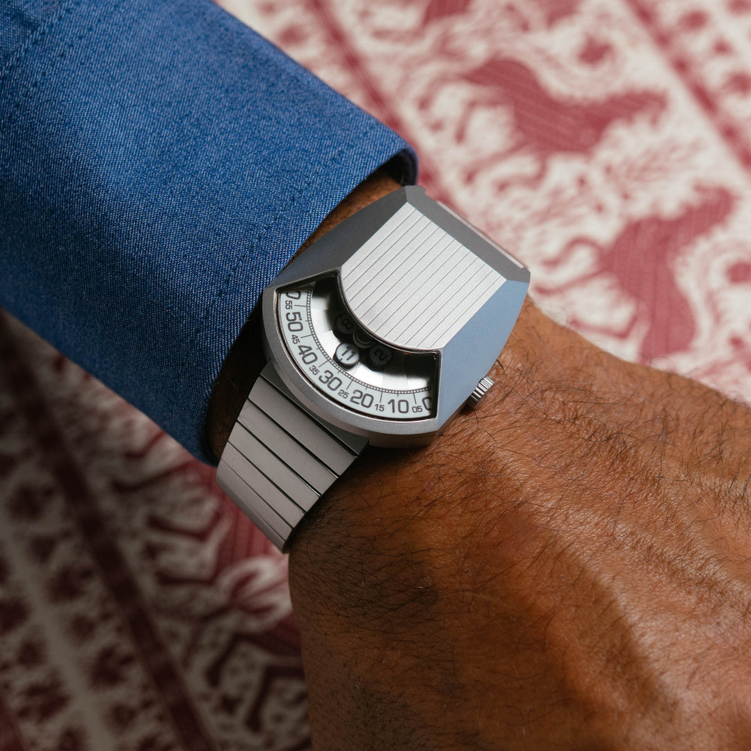 Retronaut Automatic Wandering Hour Matte Steel White