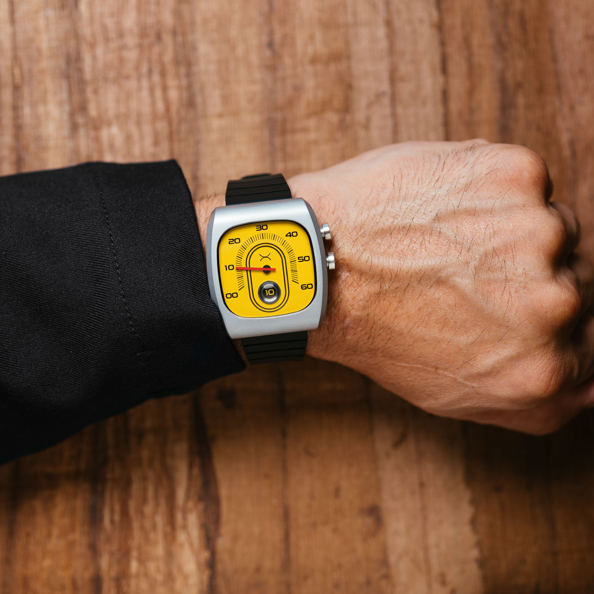 Retroscope Jump Hour Caution Yellow | Xeric.com – Xeric Watches