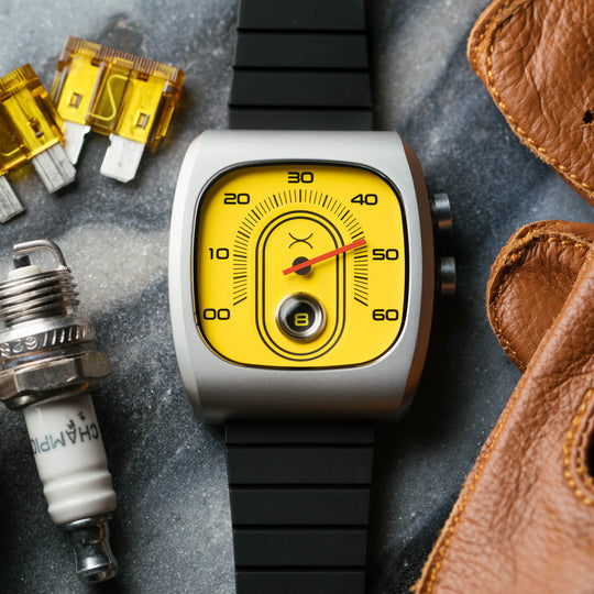 Retroscope Jump Hour Caution Yellow