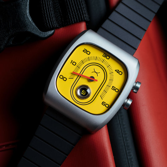 Retroscope Jump Hour Caution Yellow