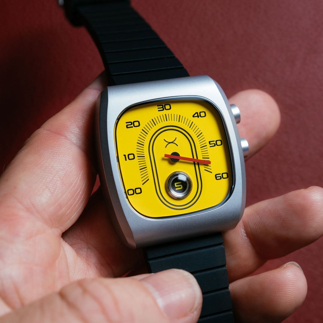 Retroscope Jump Hour Caution Yellow