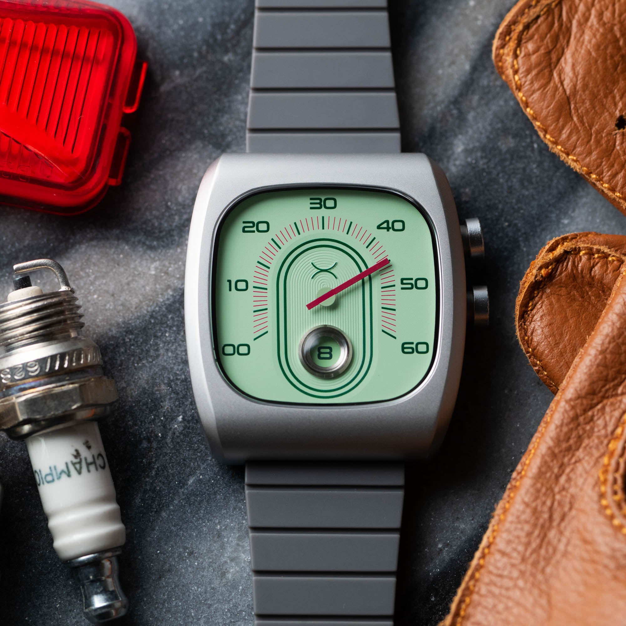 Retroscope Jump Hour Mint Ruby | Xeric.com – Xeric Watches