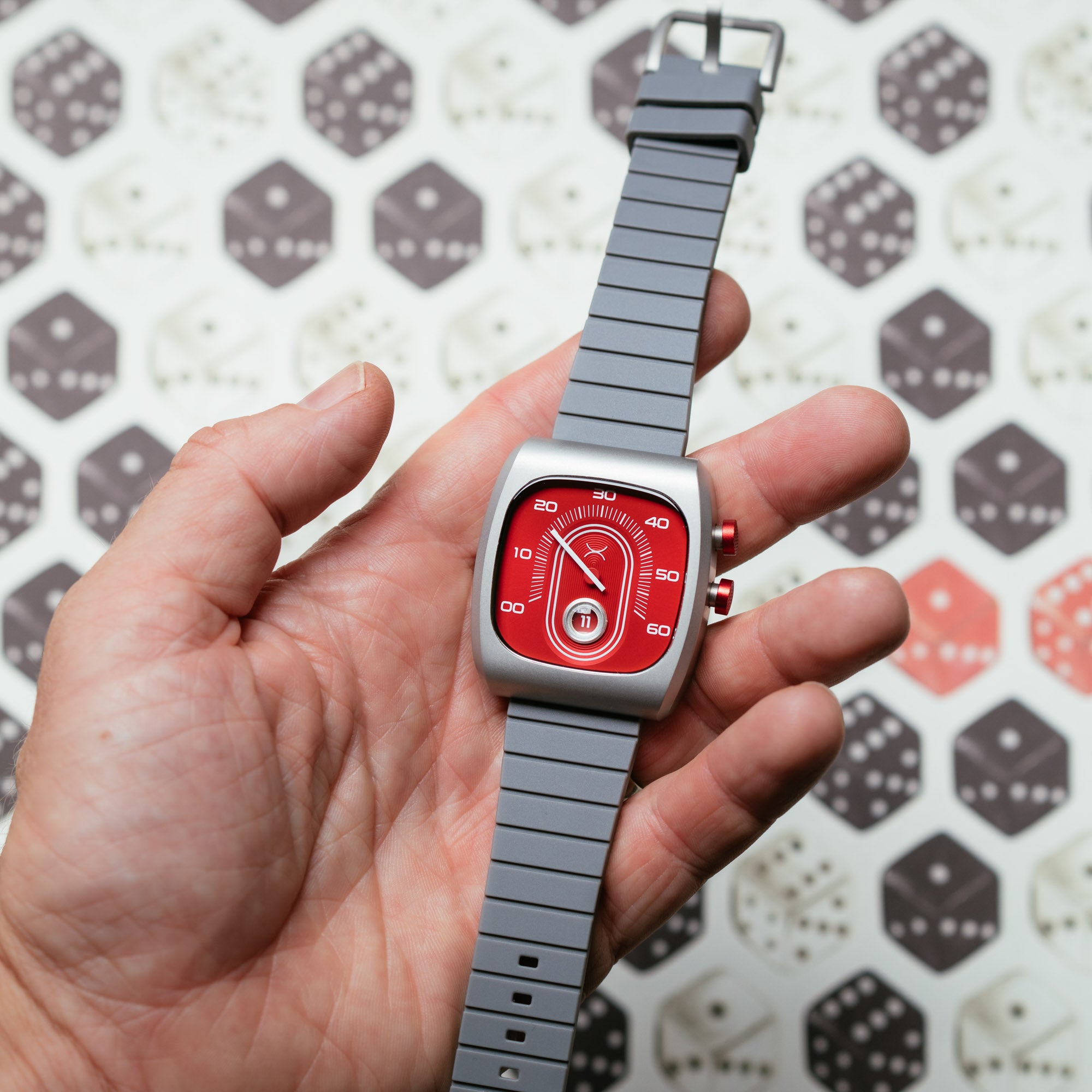 Retroscope Jump Hour Red | Xeric.com – Xeric Watches