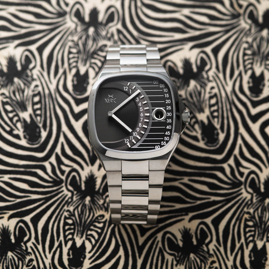 Timeline Retrograde Automatic Black