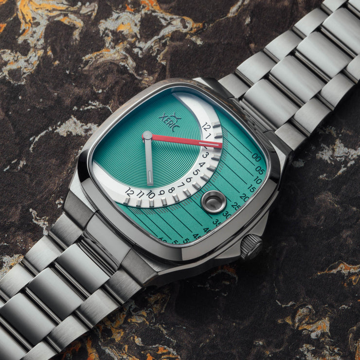 Timeline Retrograde Automatic Mint
