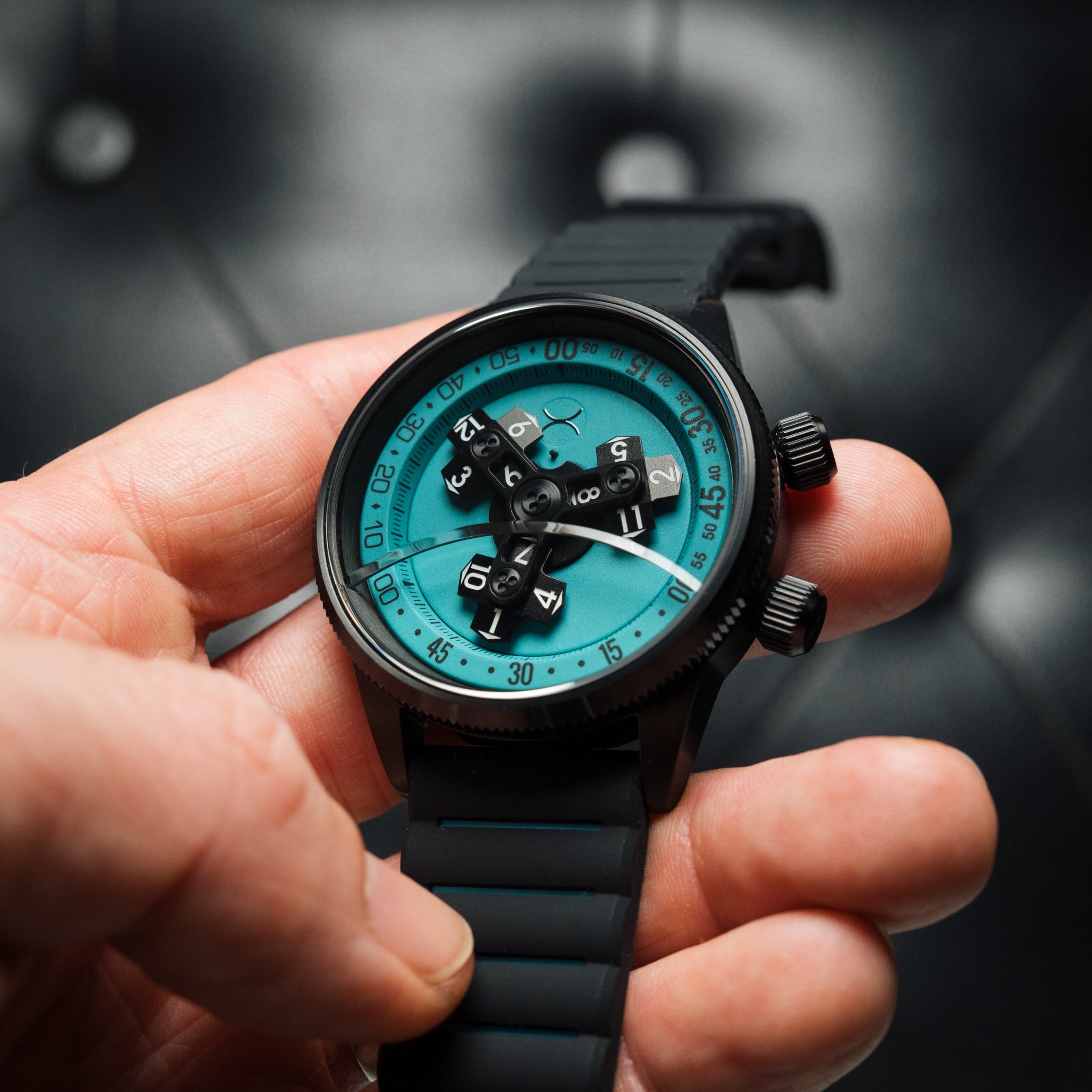 Vendetta II Automatic Wandering Hour Black Cyan Lume | Xeric.com