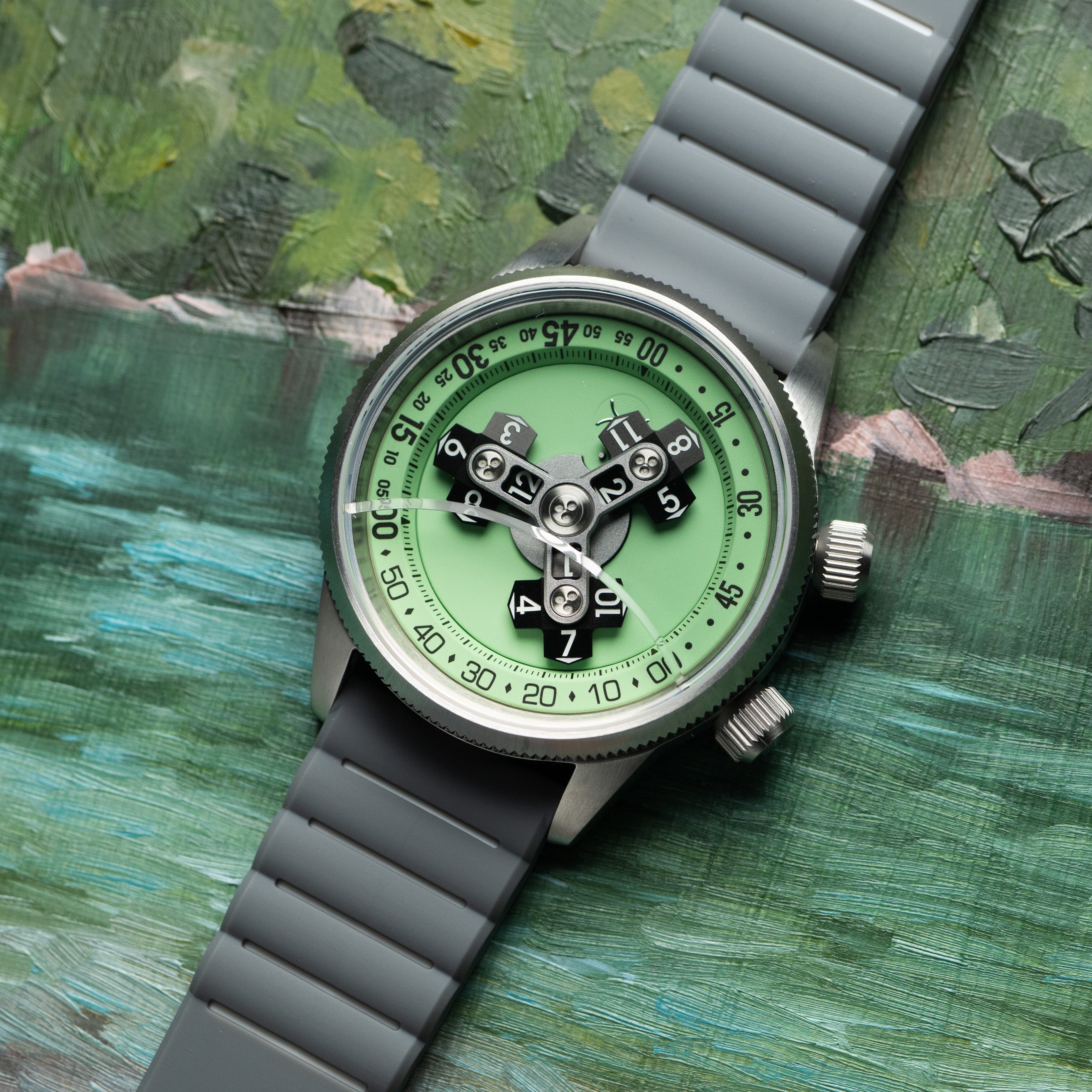 Vendetta II Automatic Wandering Hour Vintage Mint Lume | Xeric.com