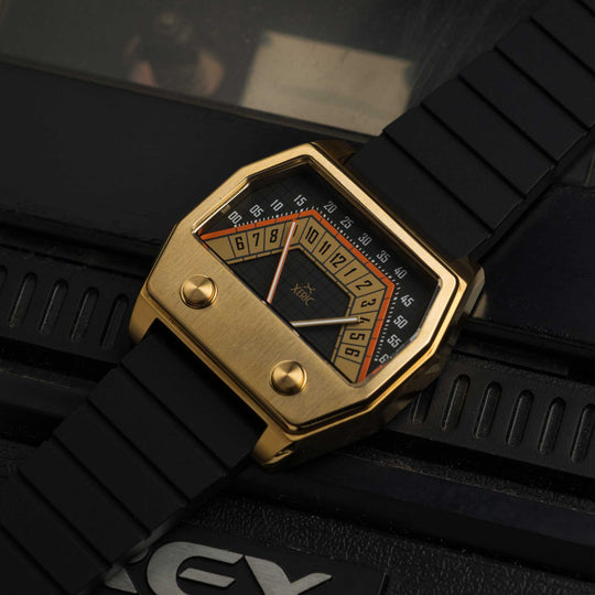 Volta Double Retrograde Gold Black