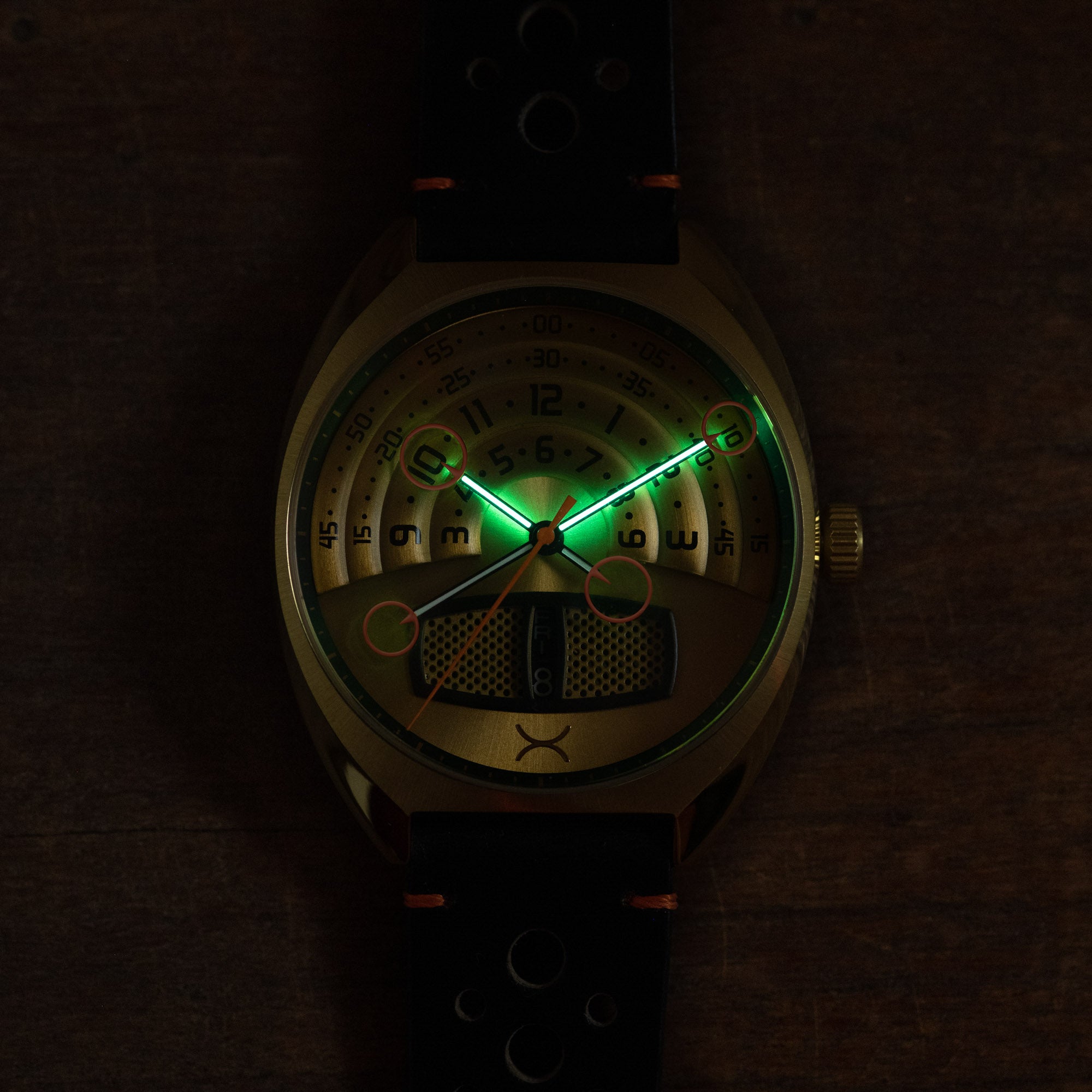 Halograph III Automatic Vintage Gold | Xeric.com – Xeric Watches