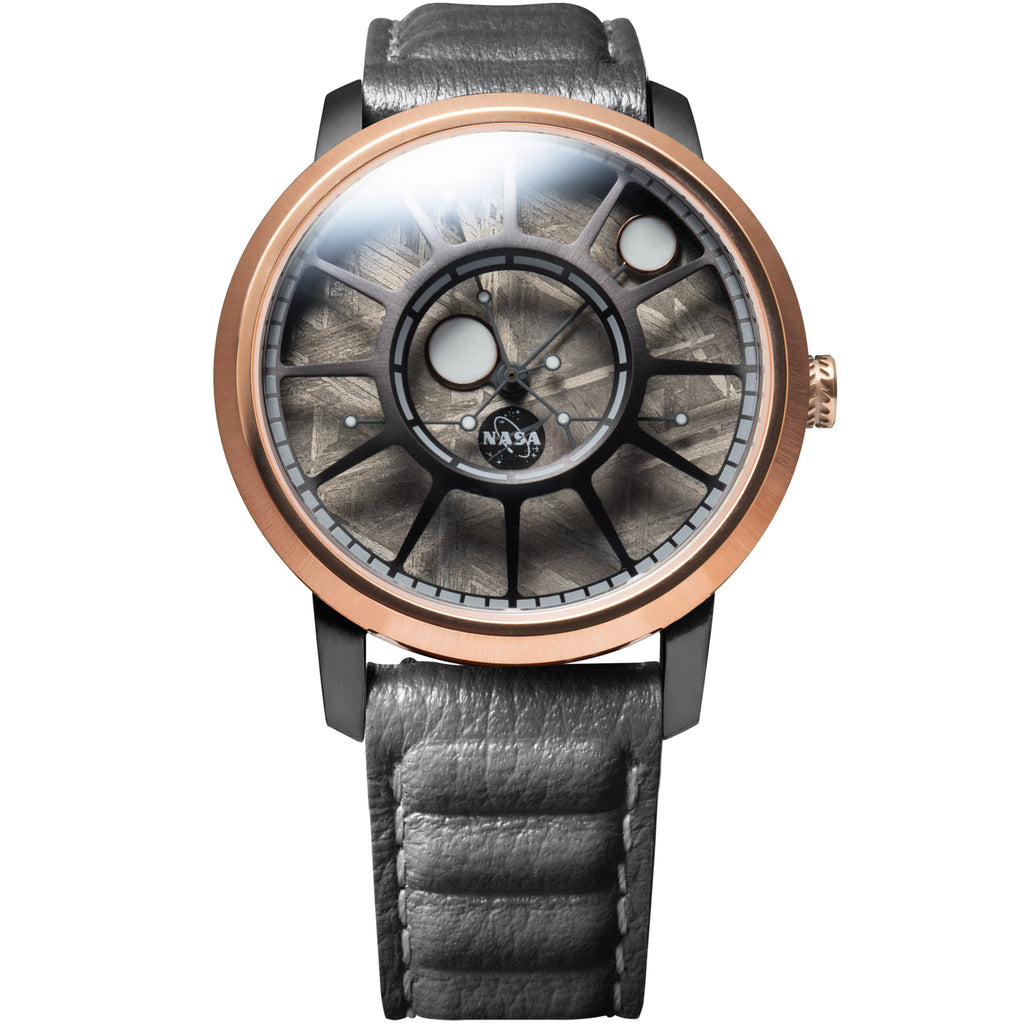 APOLLO LIMITED ver 数量限定 Xeric NASA Apollo 15 American Moonphase Blue Supernova | Watches.com