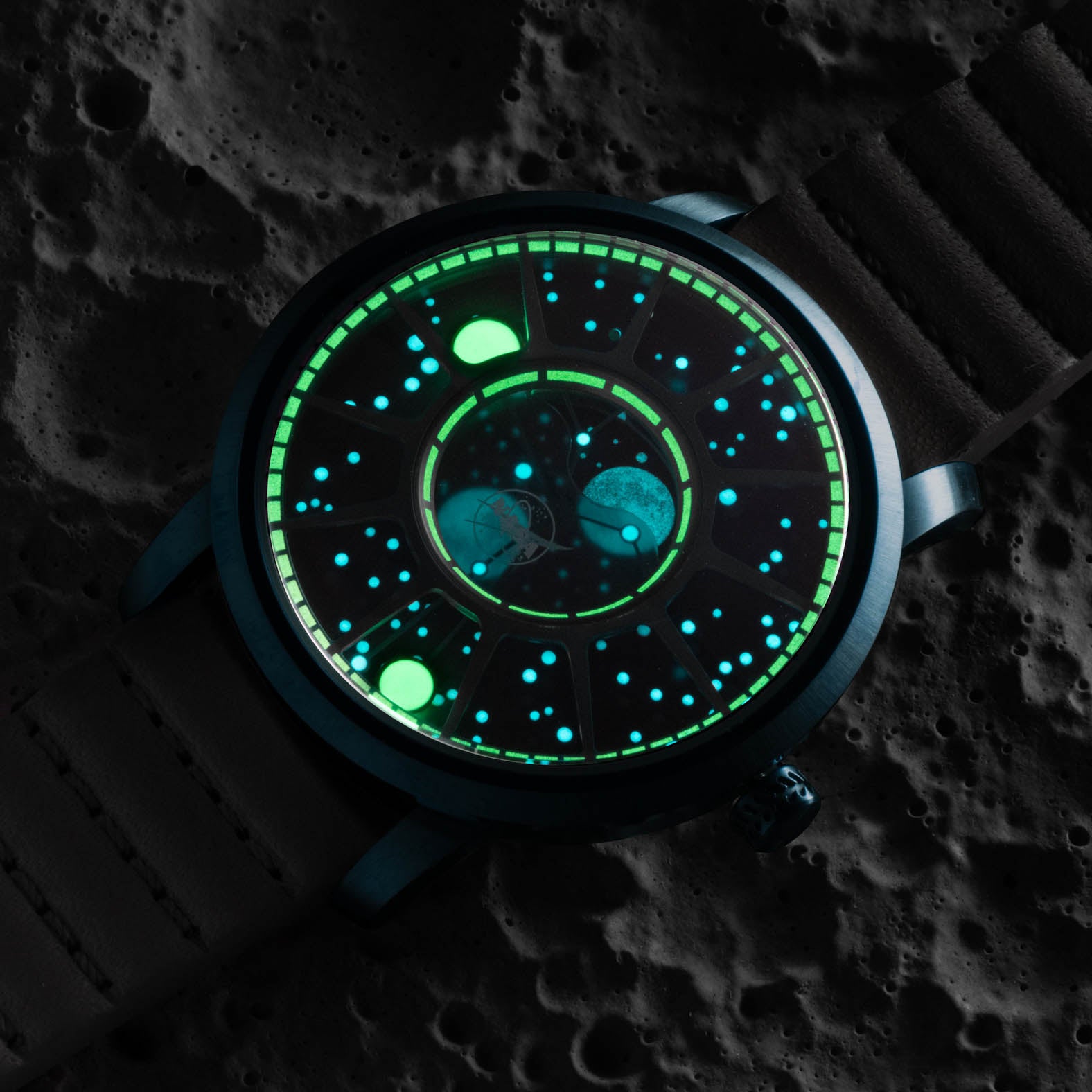 NASA Apollo 15 American Moonphase Blue Supernova | Xeric.com