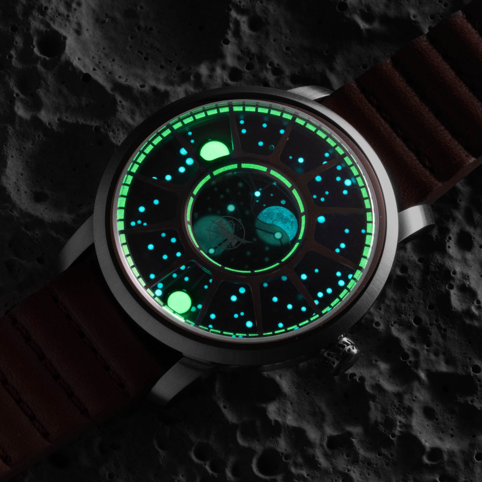 NASA Apollo 15 American Moonphase Brown Cosmos | Xeric.com – Xeric