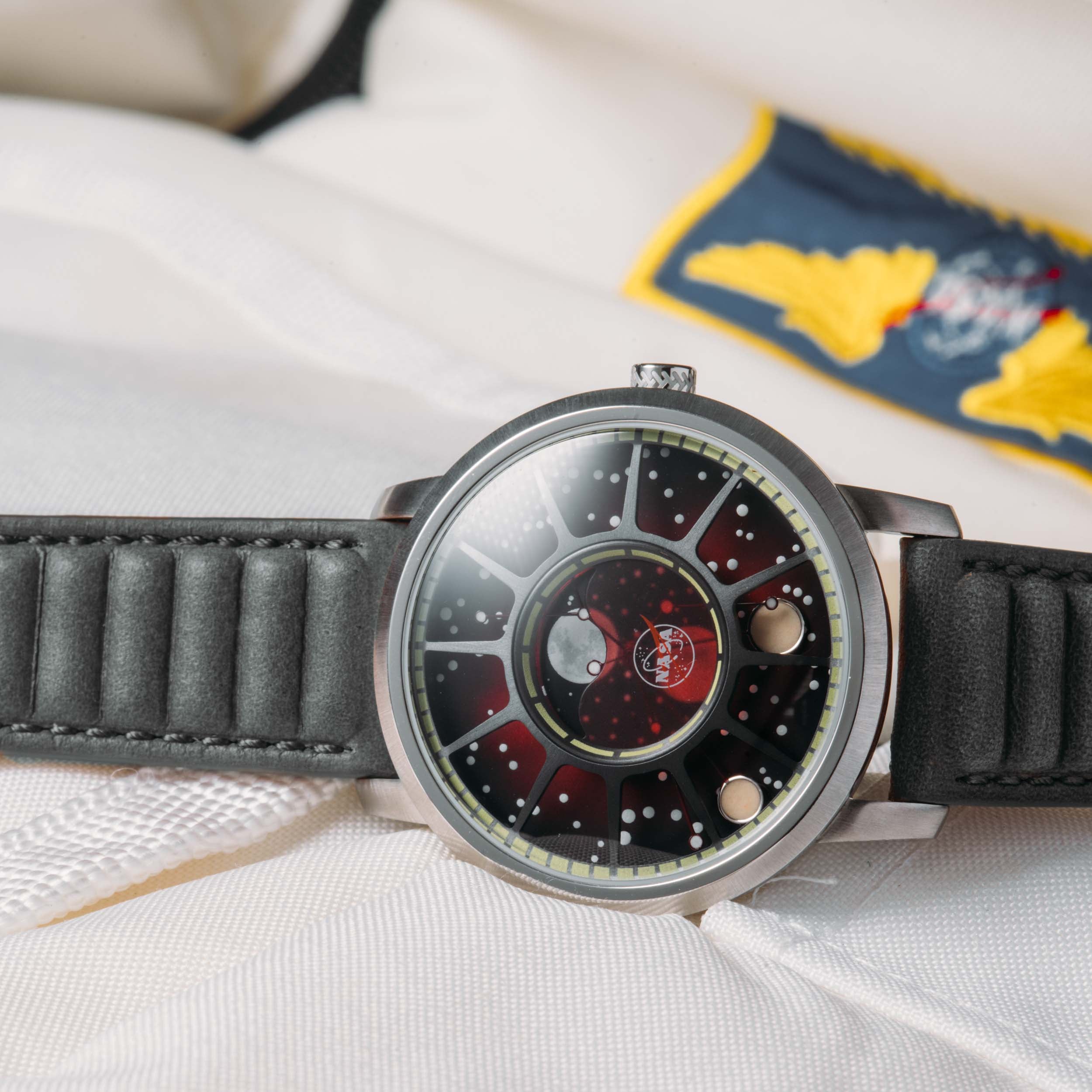 Moon RM-DXⅡ CB/R GO NASA Apollo 15 American Moonphase Red Dwarf | Xeric.com – Xeric
