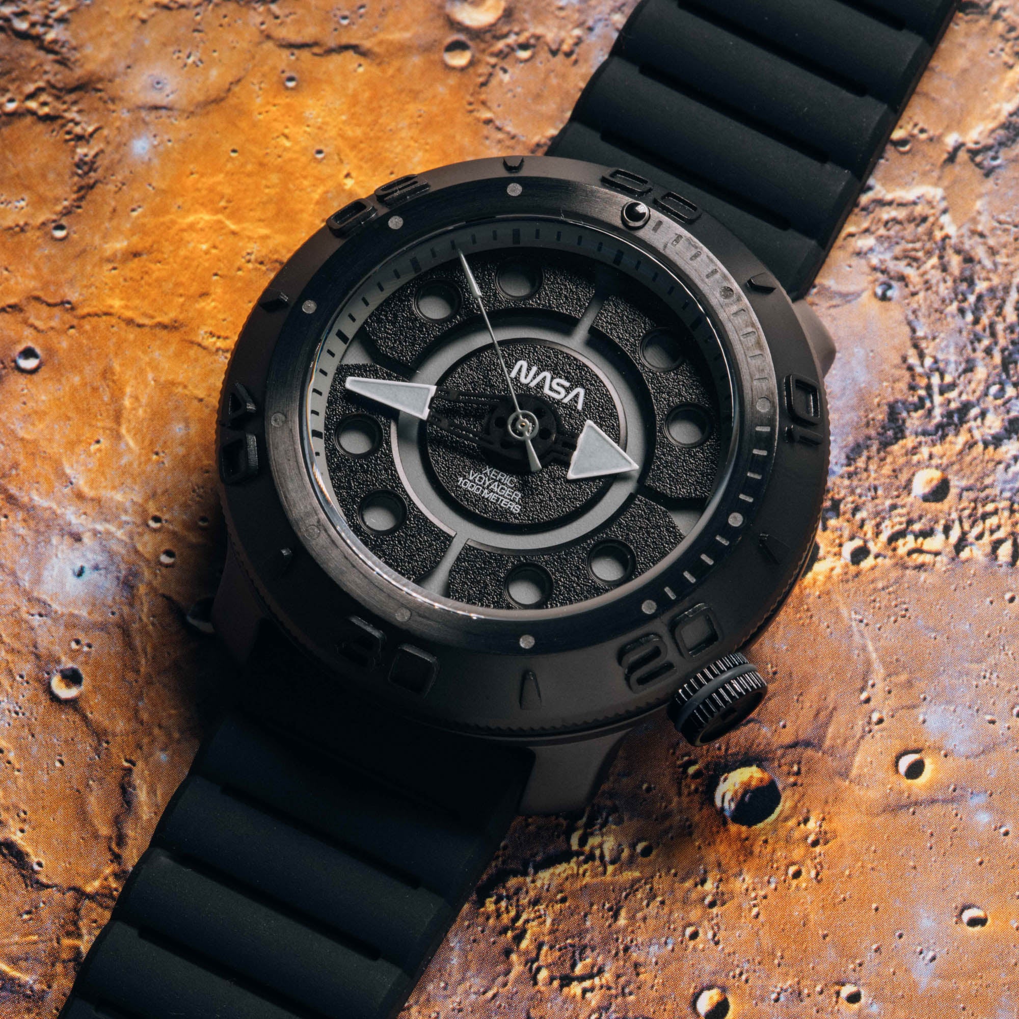 NASA Voyager Automatic 1000m Diver Hyperion | Xeric.com – Xeric