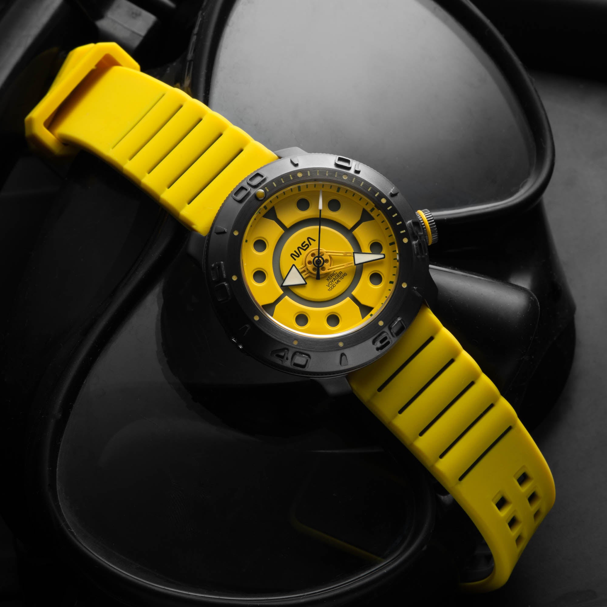NASA Voyager Automatic 1000m Diver IO | Xeric.com – Xeric Watches