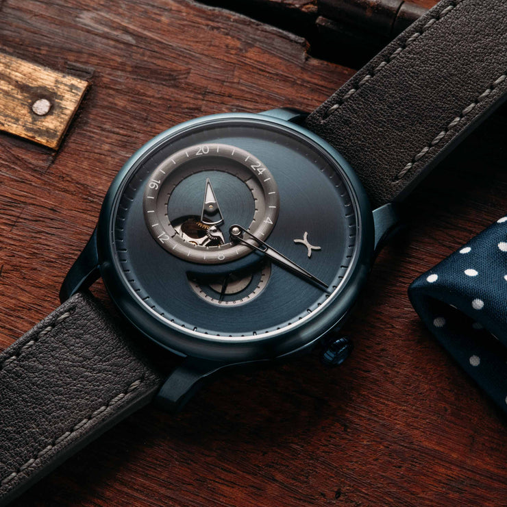 Regulator Automatic Blue Slate