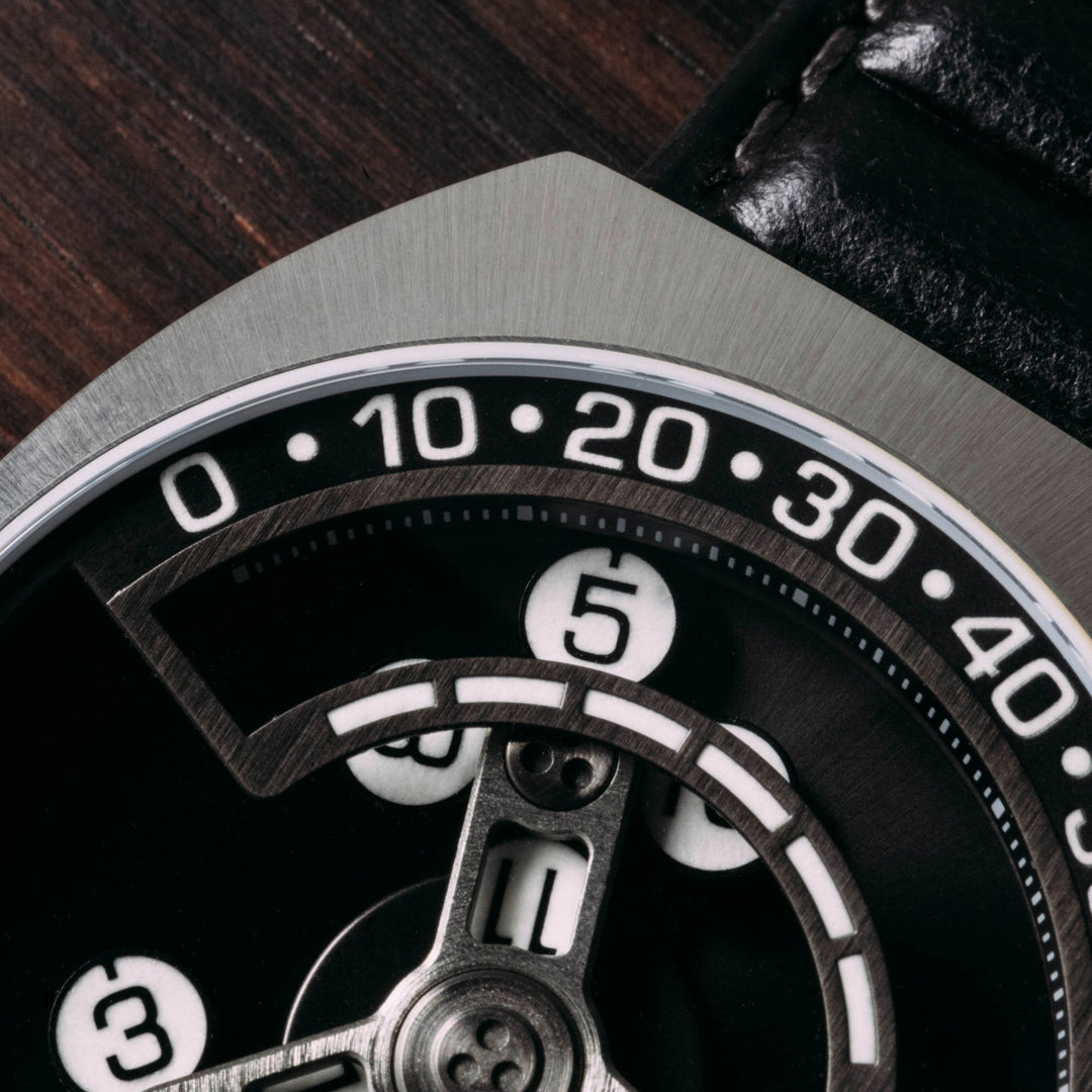 Scrambler Automatic Wandering Hour Steel Black – Xeric