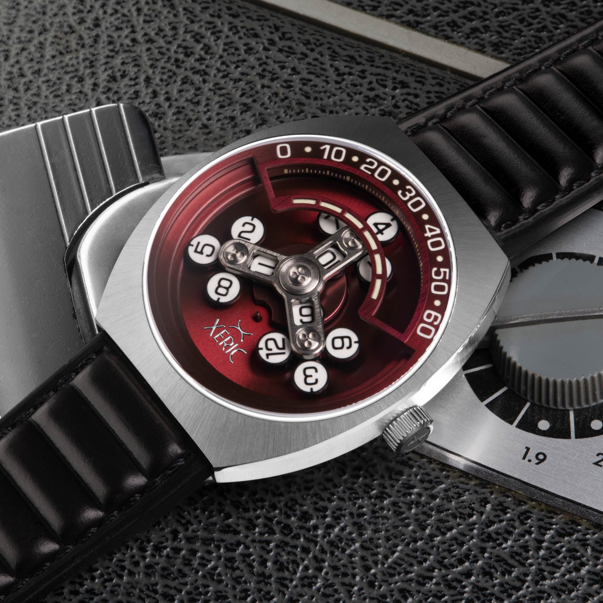 Scrambler Automatic Wandering Hour Black Oxblood | Xeric.com