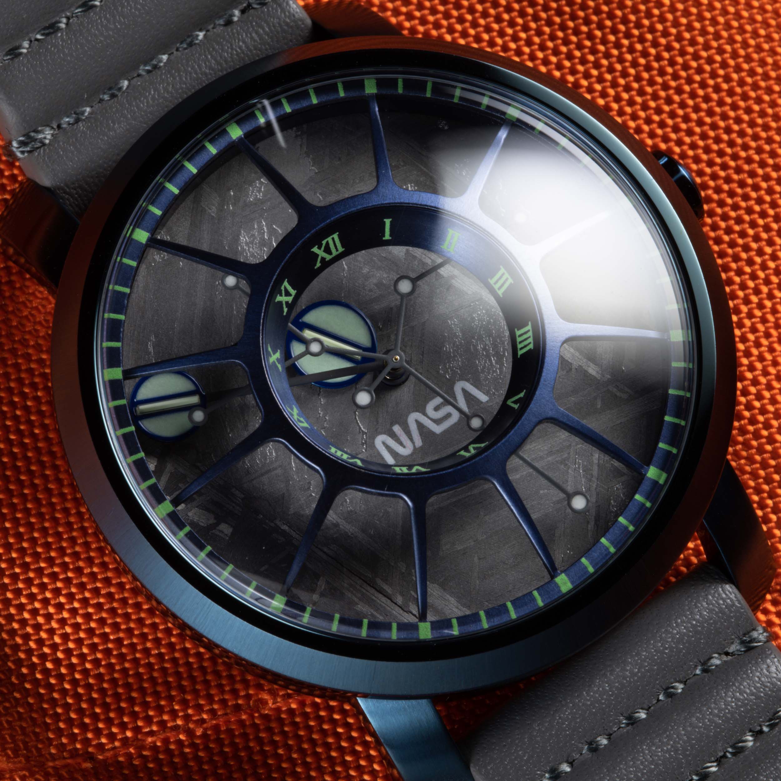 【即購入歓迎】第一宇宙速度FIRST Complete Collection- NASA Trappist-1 Automatic Sapphire Meteorite Blue Supernova