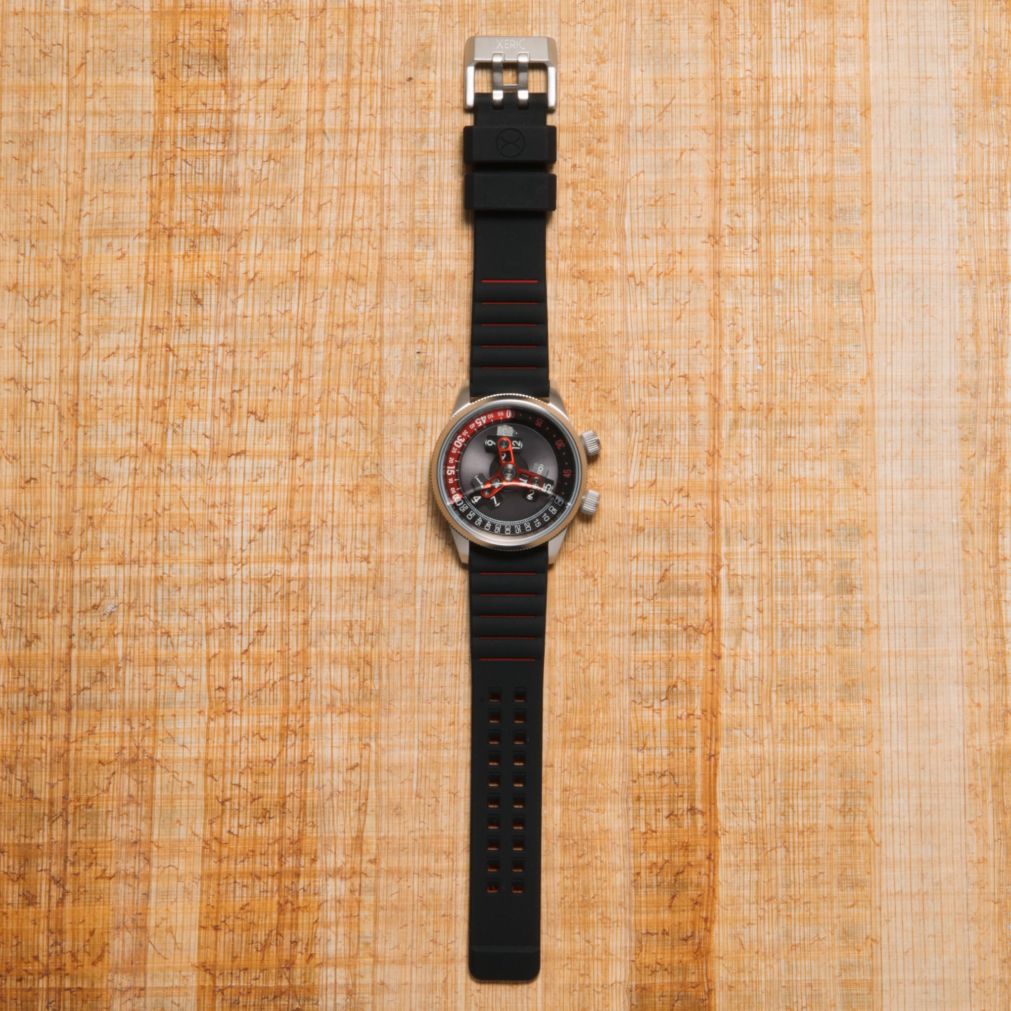 Vendetta II Automatic Wandering Hour Black Gray Red | Xeric.com