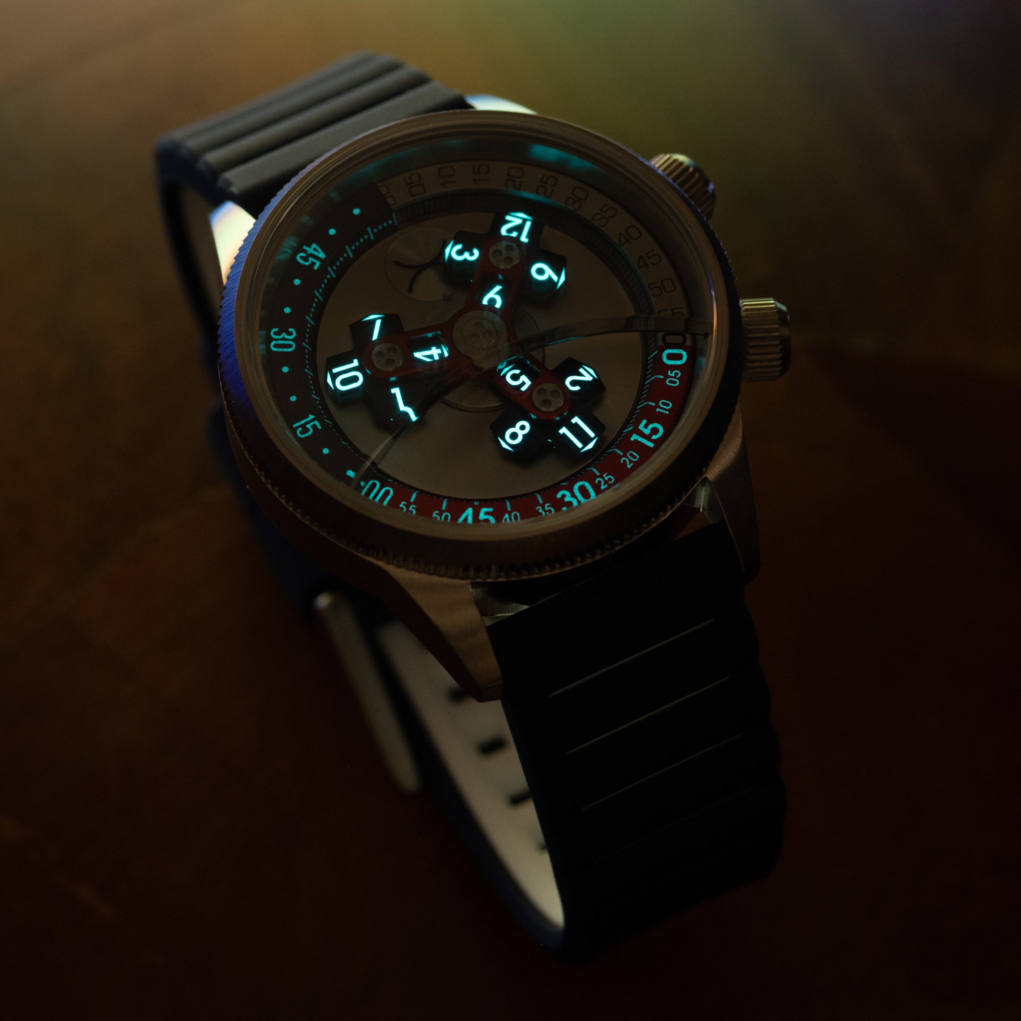 Vendetta II Automatic Wandering Hour Navy Red | Xeric.com – Xeric