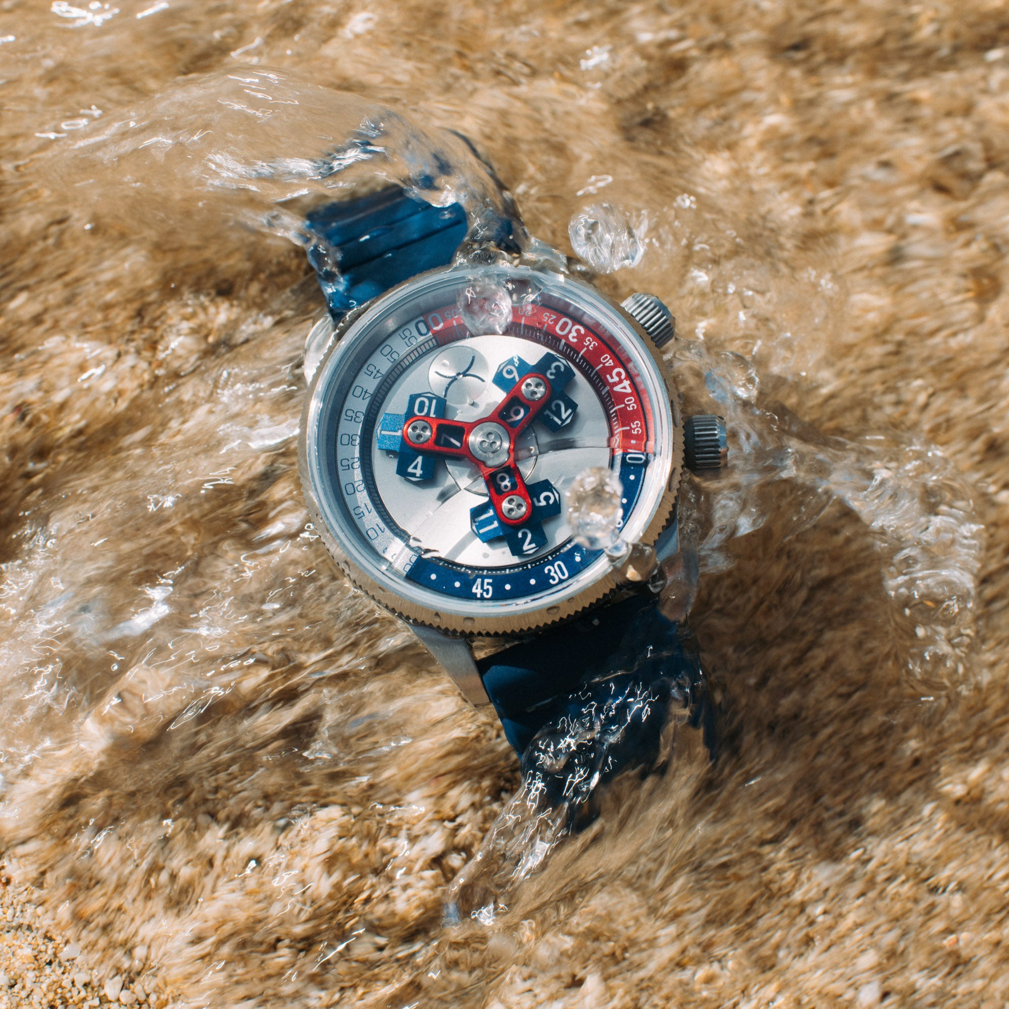 Vendetta II Automatic Wandering Hour Navy Red | Xeric.com – Xeric